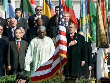 Να δεσμευτεί στον αγώνα κατά της τρομοκρατίας κάλεσε τη διεθνή κοινότητα ο Μπους