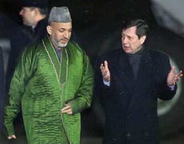 Την πρώτη του επίσκεψη στη Ρωσία πραγματοποιεί ο Χαμίντ Καρζάι