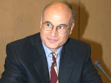 Την παραίτηση της επιτροπής εκτίμησης σεισμικού κινδύνου ζητά σεισμολόγος