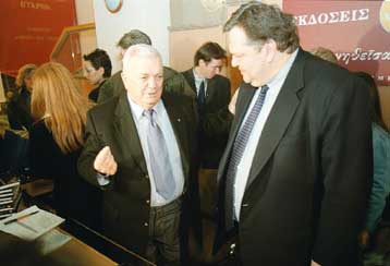 Τιμητική εκδήλωση για τον Γιώργο Μουζάκη στη Στοά του Βιβλίου