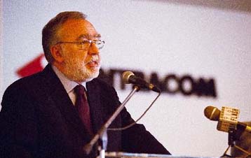 Αγωγή κατέθεσε η Intracom κατά της Καθημερινής