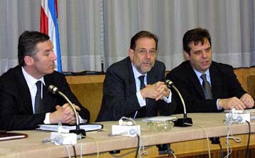 Τη γέννηση μιας νέας Γιουγκοσλαβίας ανακοίνωσε ο Κοστούνιτσα