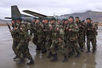 Συνομιλίες για την ανάληψη της διοίκησης της ISAF από την Τουρκία