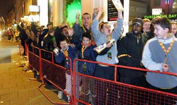 Κυκλοφόρησε και στην Ευρώπη το  Xbox, η πρώτη παιχνιδομηχανή της Microsoft