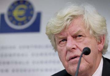 Ανοδος του ευρώ έναντι του δολαρίου, καθώς βελτιώνονται οι προοπτικές της ευρωζώνης