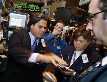 Πτώση για τον Nasdaq, άνοδος για τον Dow Jones την Πέμπτη