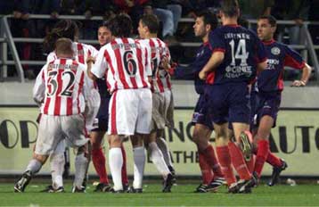 Και επίσημα μία η αγωνιστική για τον Καρεμπέ, παίζει στη Λεωφόρο