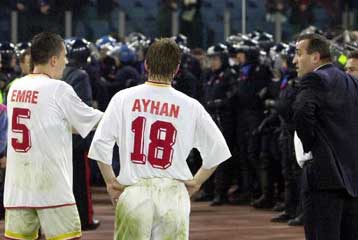 Σε διπλωματικό επεισόδιο εξελίχθηκαν τα όσα έγιναν μετά τον αγώνα Ρόμα-Γαλατάσαραϊ