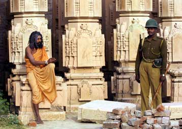 Έκτακτα μέτρα λαμβάνει η Ινδία για την αποτροπή των θρησκευτικών συγκρούσεων