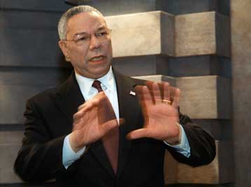 Ο πρόεδρος Μπους δεν έχει κανένα σχέδιο για επίθεση στο Ιράκ, τόνισε ο Αμερικανός ΥΠΕΞ