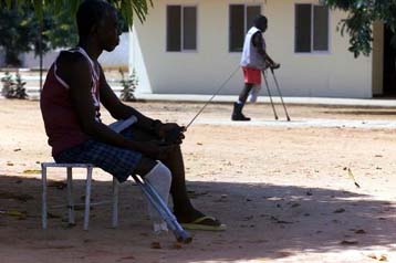 Σε συμφωνία κατάπαυσης του πυρός κατέληξαν αντάρτες και κυβέρνηση στην Αγκόλα