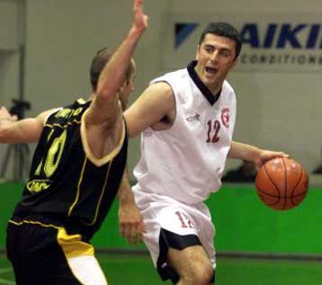 O ΠΑΟΚ σταμάτησε το σερί της ΑΕΚ, δραματικές ήττες για Νήαρ Ηστ και Ιωνικό Ν.Φ.