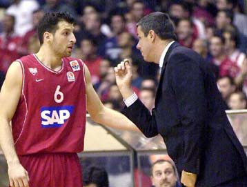 Να μείνουμε απόλυτα συγκεντρωμένοι στον αγώνα με την Ολίμπια, ζητά ο Σούμποτιτς