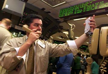 Με μικρά κέρδη έκλεισαν Nasdaq και Dow Jones την Τρίτη