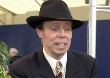 Με την άδεια της κυβέρνησης η έκθεση «Οι Κόσμοι του Σώματος» στο Λονδίνο