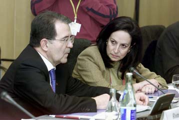 Την προστασία των εργαζομένων σε εταιρείες προσωρινής απασχόλησης προωθεί η Κομισιόν