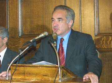 Ανέλαβε, και τυπικά, την προεδρία του ΔΣΑ ο Δημήτρης Παξινός