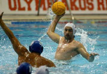 Ολυμπιακός και Βουλιαγμένη συνεχίζουν… ακάθεκτοι