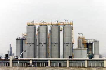 Οι εργαζόμενοι στα ΕΛΠΕ κλιμακώνουν τις κινητοποιήσεις τους