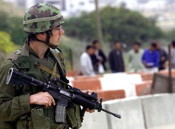 Το Ισραήλ δεν θα απαντήσει στην επίθεση αυτοκτονίας – Συνεχίζεται η υποστήριξη στον Ζίνι