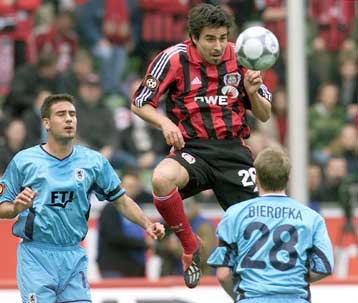 Ημέρα των πρωτοπόρων στη Γερμανία με νίκες για Λεβερκούζεν και Μπάγερν