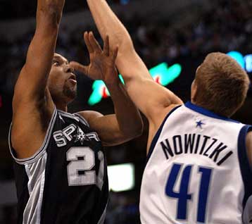 Το σερί των Σπερς δεν έχει τέλος, έφτασαν τις 12 νίκες