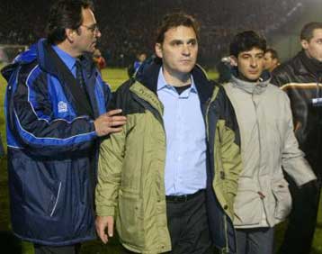 Φιλιππίδης: Να διακοπεί το πρωτάθλημα-Απάντηση Μητρόπουλου