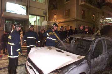 Επίθεση με μολότοφ στο Αστυνομικό Τμήμα Εξαρχείων