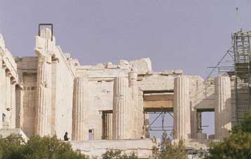 Ικανοποιημένος ο πρωθυπουργός από την πορεία των αναστηλωτικών έργων στην Ακρόπολη