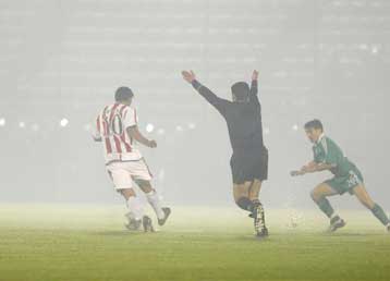 Η… μεθεπόμενη ημέρα από τη Λεωφόρο, οι συσκέψεις, η πιθανή τιμωρία και παραίτηση