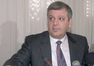 Μέτρα αυτορρύθμισης από Mega και ΑΝΤ1 για Big Brother και Bar ζήτησε ο Χρ.Πρωτόπαπας