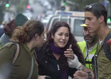 Ισχυρότατη έκρηξη σε εμπορικό κέντρο συγκλονίζει το κέντρο της Ιερουσαλήμ