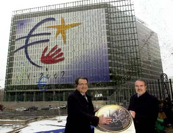 Συγκρατημένα αισιόδοξη η Κομισιόν για την ανάκαμψη της ευρωπαϊκής οιοκονομίας