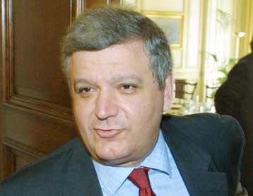 Το ΠΑΣΟΚ θα κερδίσει τις βουλευτικές εκλογές, εκτιμά ο υπουργός Τύπου