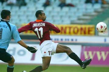 Πολύτιμη εκτός έδρας νίκη για την Ίντερ, τρεις εύκολοι βαθμοί για τη Ρόμα