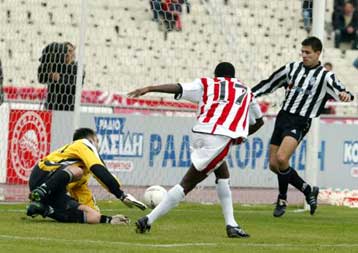 Έκανε το καθήκον του ο Ολυμπιακός, κρίσιμες νίκες για Ακράτητο, Παναχαϊκή, Ιωνικό