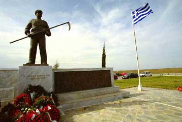 Οι διαμαρτυρίες των αγροτών σκιάζουν τις εορταστικές εκδηλώσεις στο Κιλελέρ