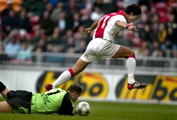 Ήττα χωρίς συνέπειες για τον Αγιαξ του Μαχλά