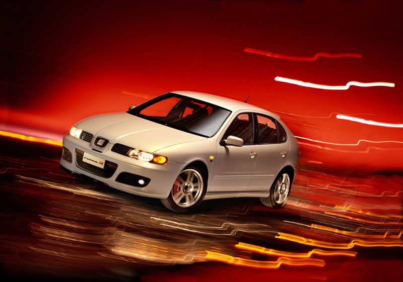 To Leon Cupra R στην ελληνική αγορά