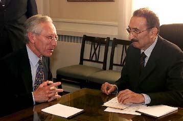 Κατά 9,4% συρρικνώθηκε η τουρκική οικονομία το 2001