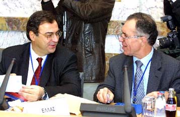 Συγκρατημένες οι προβλέψεις του ΟΟΣΑ για την πορεία της ελληνικής οικονομίας