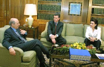 Παρουσία του Αυστραλού «Ολυμπιακού» υπουργού η συνεδρίαση της Διυπουργικής