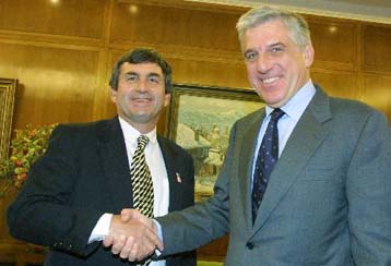 Το Μεσανατολικό και διμερείς σχέσεις ΗΠΑ-Ελλάδος στη συνάντηση Παπαντωνίου με Μίλερ