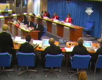 Έφτασε στο ICTY ο κατηγορούμενος για γενοκτονία, Μομίρ Νίκολιτς