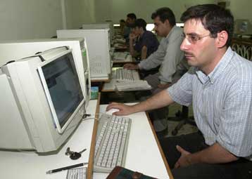 Το σεξ χάνει την πρωτοκαθεδρία του στο Internet