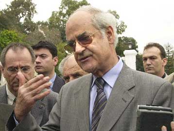 Ενοχλημένο το Ισραήλ για τον όρο «γενοκτονία των Παλαιστινίων» από τον Απ.Κακλαμάνη