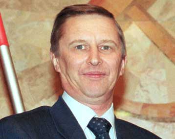 Θέματα διμερούς συνεργασίας στην ατζέντα του Ρώσου υπουργού Αμυνας στην Αθήνα