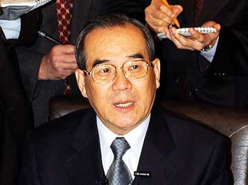 Αρχίζουν και πάλι οι επαφές Νοτίου και Βορείου Κορέας