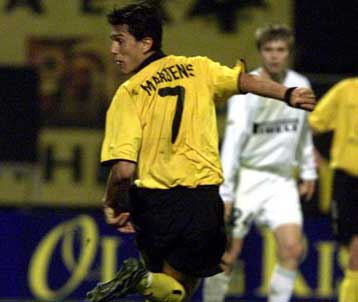 Νέα αγωνία στην ΑΕΚ λόγω κάκωσης του Μαλαδένη