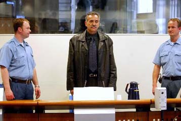 Αθώος για την κατηγορία της γενοκτονίας δηλώνει ο Νίκολιτς ενώπιον του ICTY